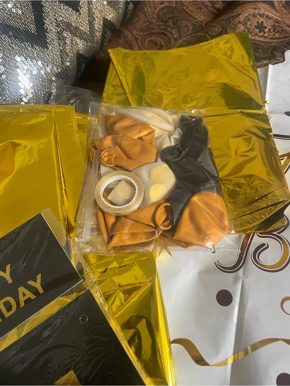 Gold & White Happy Birthday Balloon and Banner Party Kit age 60